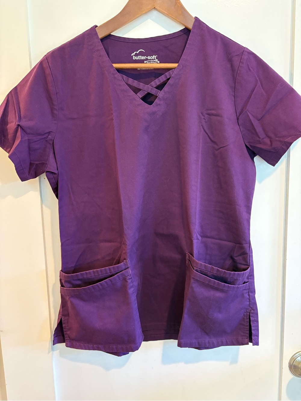 Butter Soft Purple Stretch Scrub Top Cross Neck Double Pocket M